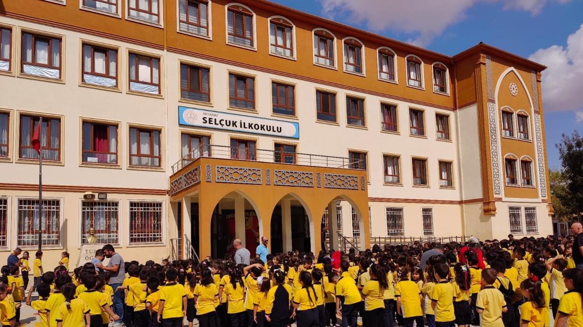 Selçuk İlkokulu Fotoğrafı